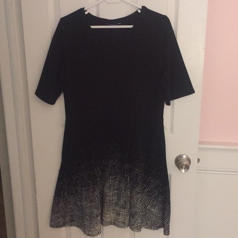 Apt. 9 Dress! Flowy..Very flattering for work